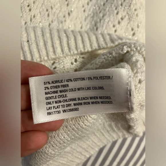 Liz Lange Maternity Crew Neck Pullover Sweater with sparkle weave womens small - Picture 9 of 11